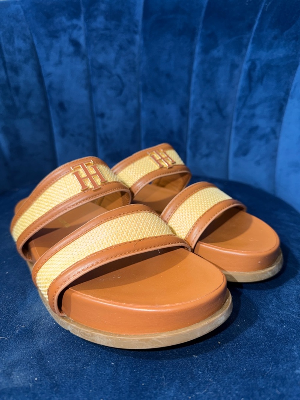 Tommy Hilfiger Women’s Tan and Cream Double Strap Slide Sandals Size 8